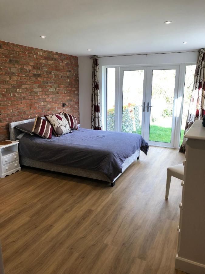 Lower Farm Lodge Stowmarket Exteriör bild